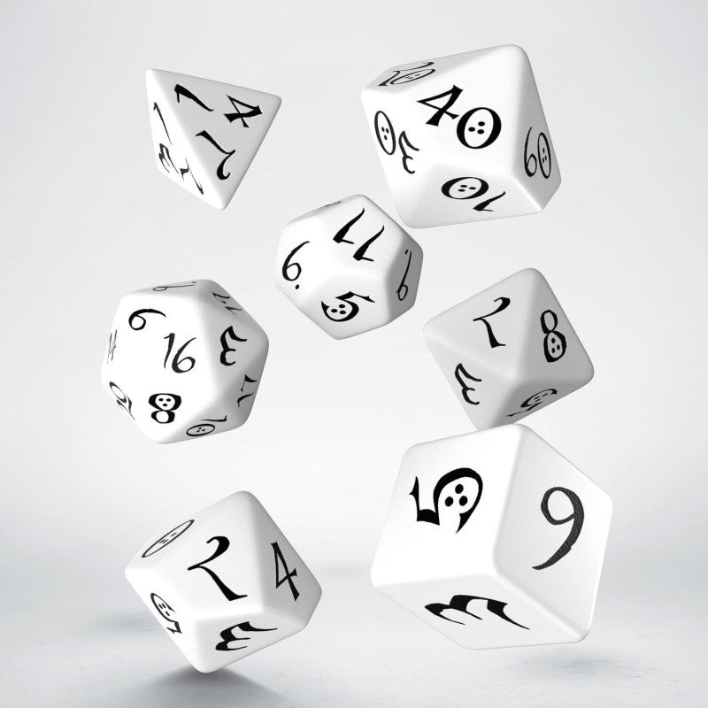 Klassisches RPG-Würfelset in Weiß und Schwarz