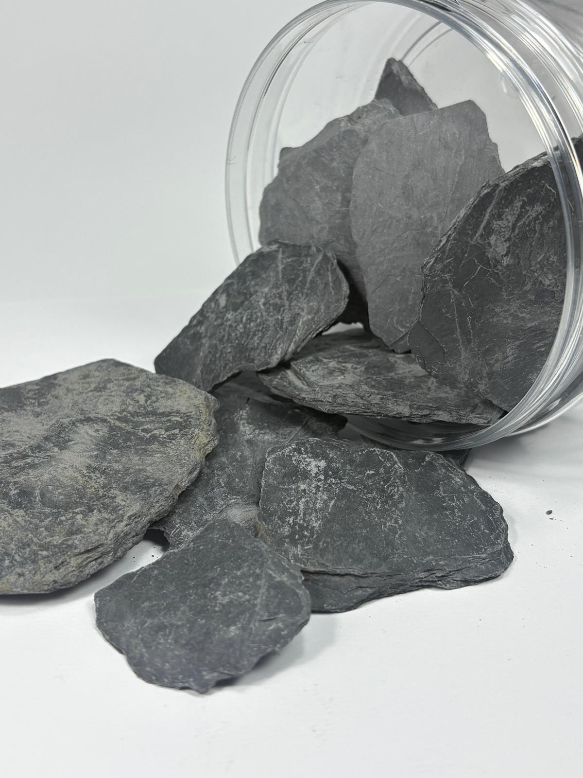 Flache Felsen als Basis