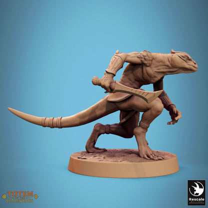 Lizardman Sneaky Murkborn - Knife Stab