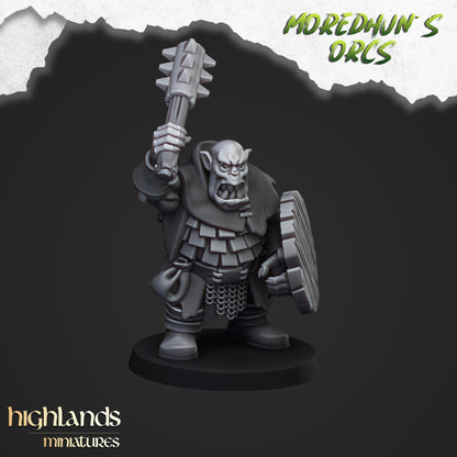 Ork-Krieger mit Handwaffen