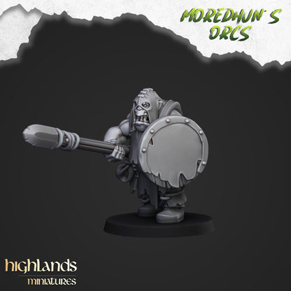 Ork-Krieger mit Speeren