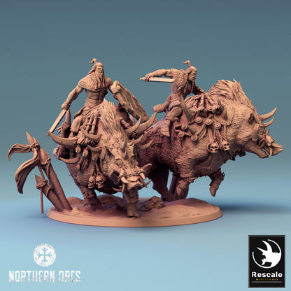 Ork-Eber zusammen